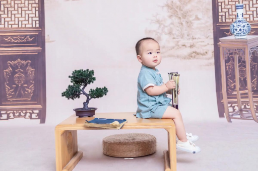 迁西宝宝掉头发是怎么回事